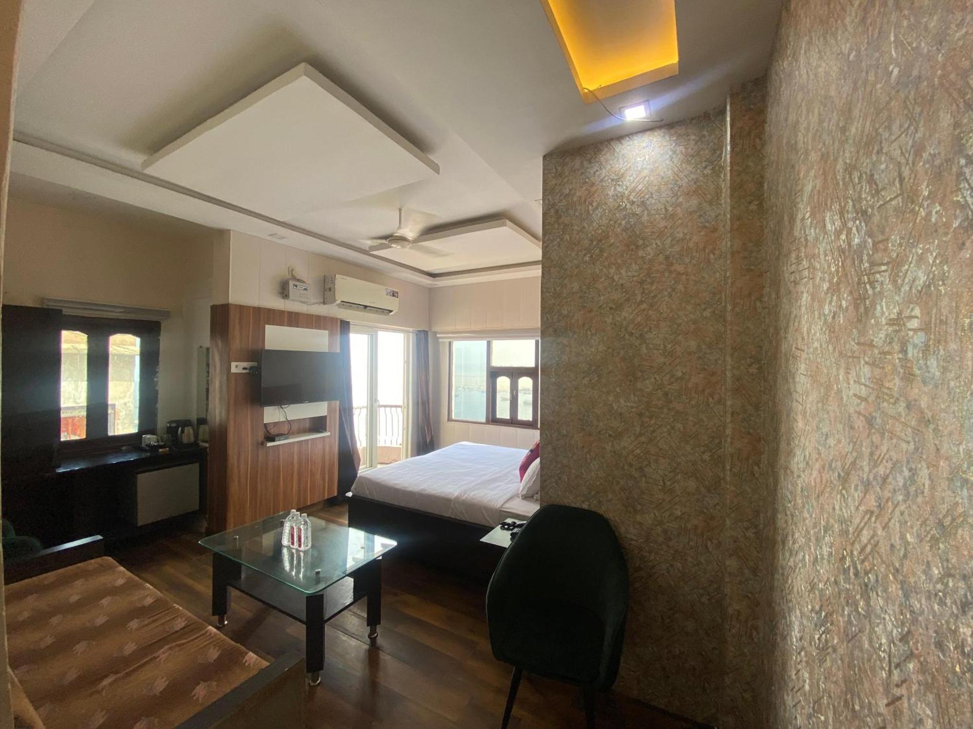 ורנאסי Hotel Sita Palace On Heritage Ghats Of Benaras מראה חיצוני תמונה