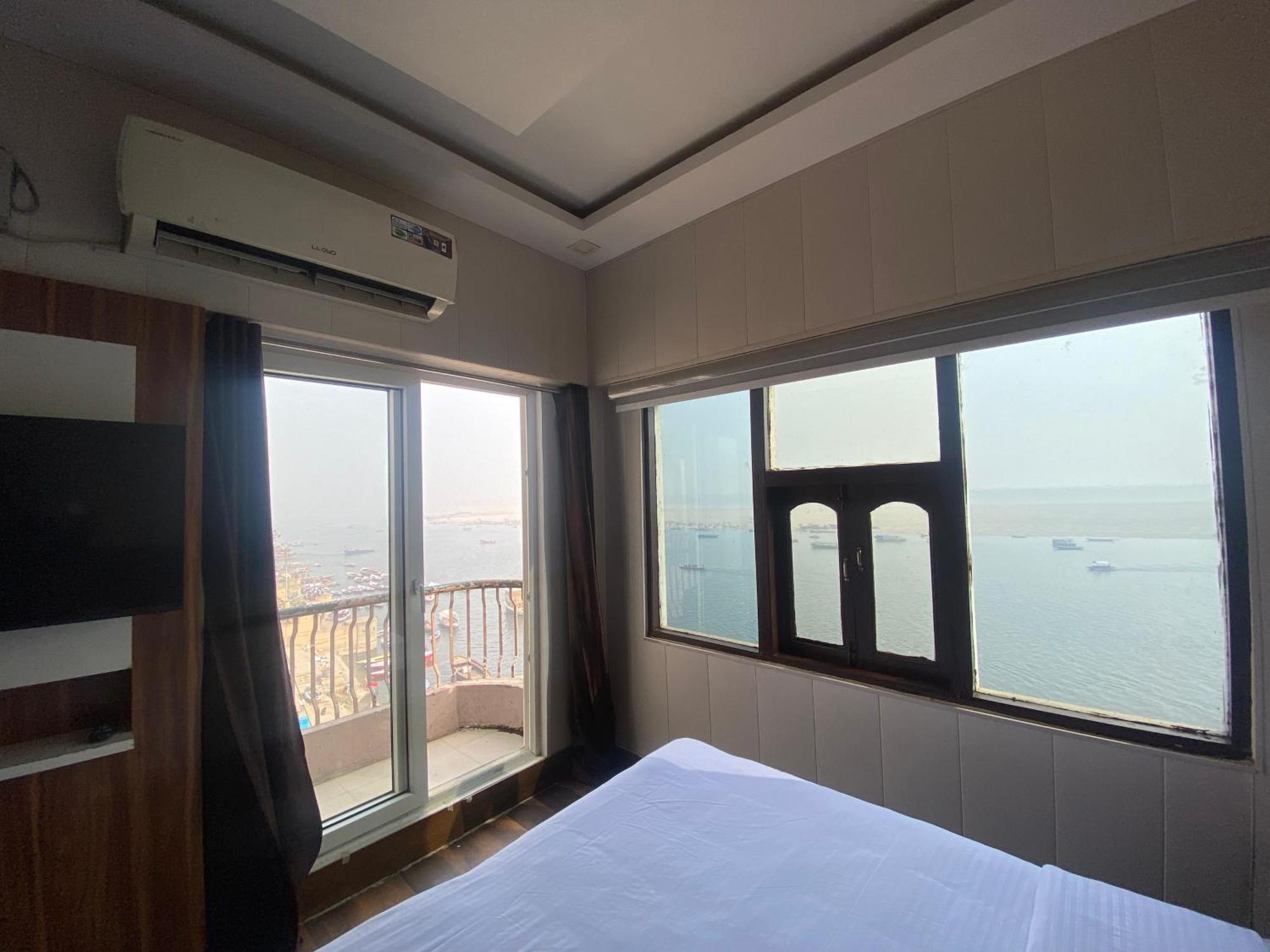 ורנאסי Hotel Sita Palace On Heritage Ghats Of Benaras מראה חיצוני תמונה