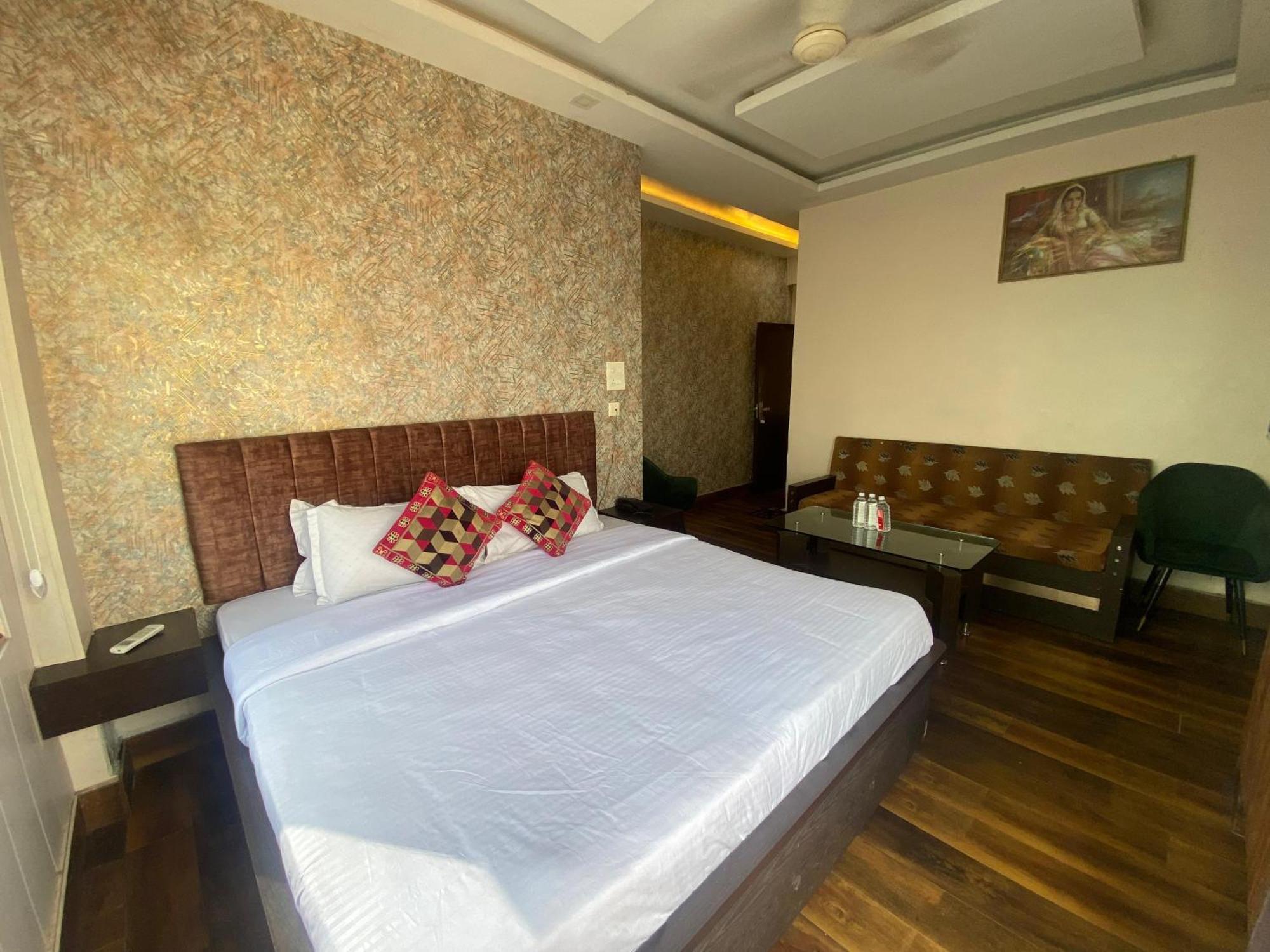 ורנאסי Hotel Sita Palace On Heritage Ghats Of Benaras מראה חיצוני תמונה