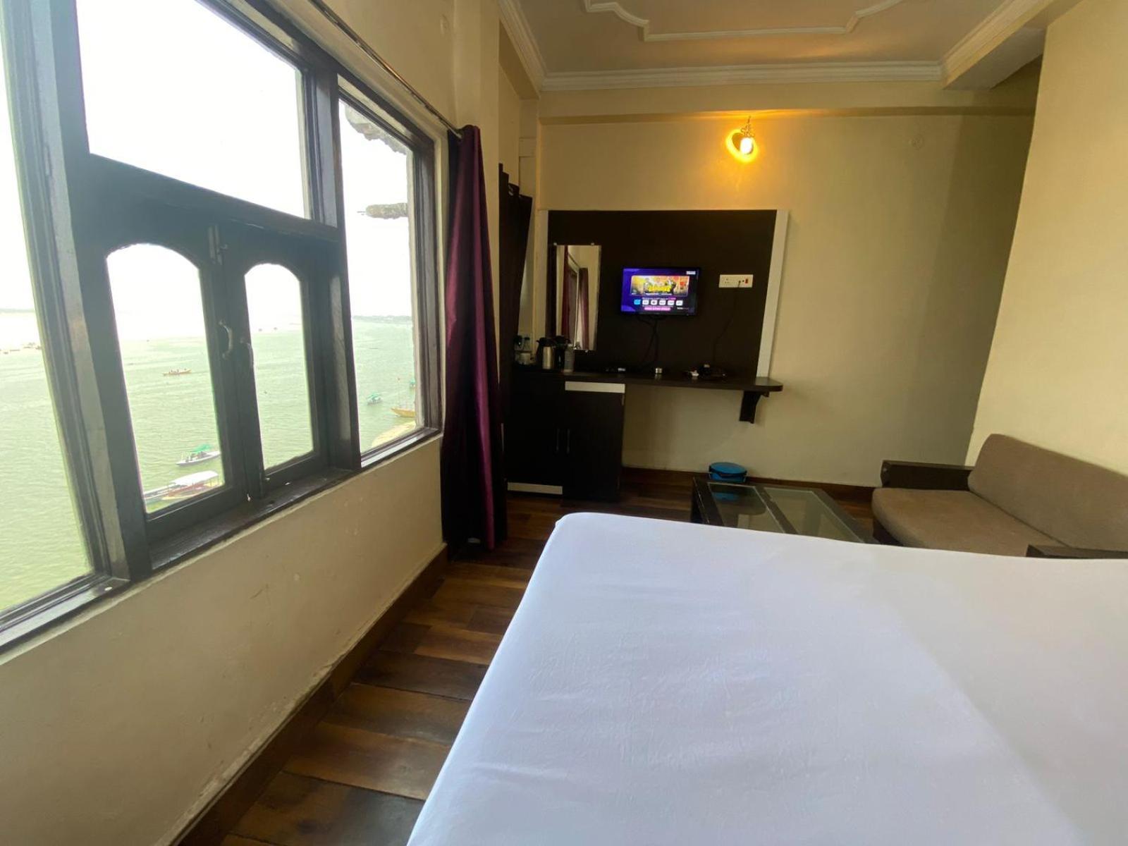 ורנאסי Hotel Sita Palace On Heritage Ghats Of Benaras מראה חיצוני תמונה
