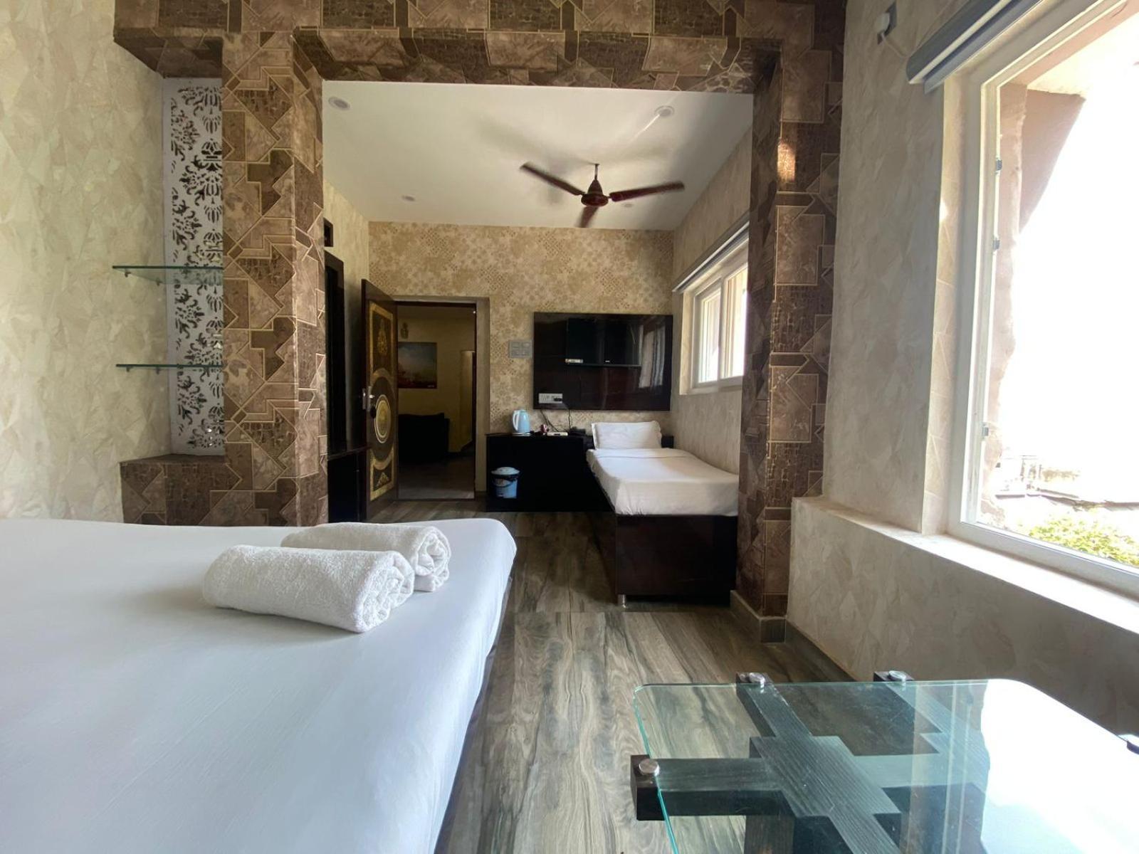 ורנאסי Hotel Sita Palace On Heritage Ghats Of Benaras מראה חיצוני תמונה
